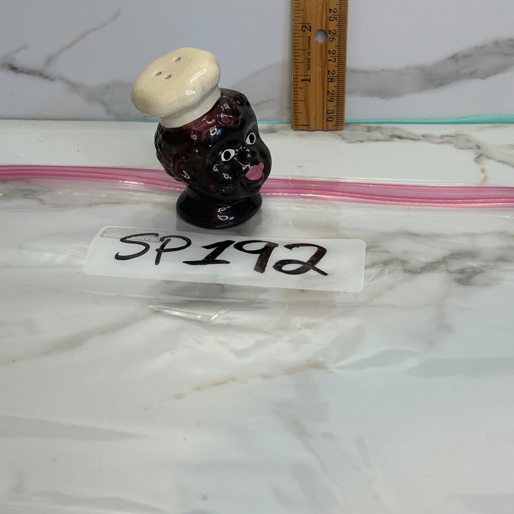 Vintage Ceramic Chef Salt Shaker Black Americana Glossy Kitchen Decor 3.25in - Picture 9 of 9